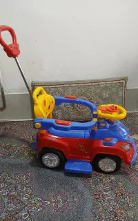 ماشین چهارچرخ