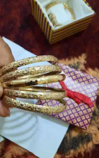 فروش طلا ۱۰۰ زیرتابلو