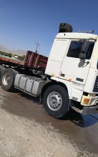کشنده ولوو اف ۱۲ مدل ۷۰