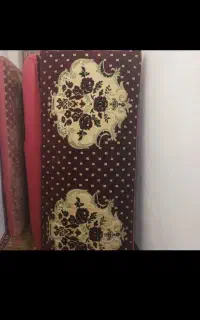 یک جفت پشتی بزرگ