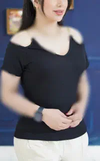 تیشرت سرشانه باز زنجیری