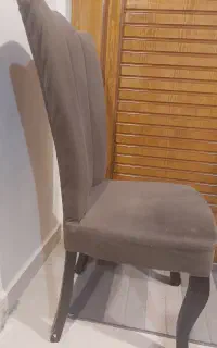 ۴ عدد صندلی چوبی سالم ناهار خوری