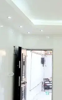 رنگ آمیزی ساده ساختمان پذیرفته می شود