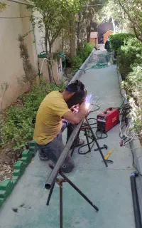 لوله کشی گاز .آب .آبگرمکن .بخاری شومینه .حفاظ نرده