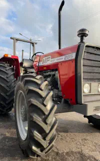 تراکتور ۲۸۵موتور سفید مدل۱۳۶۲