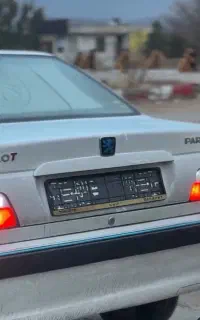 پژو پارس با راننده