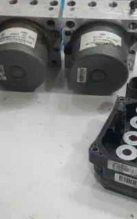 تعمیرات تخصصی.. ترمزABS،،