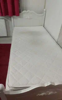 تخت ی نفر