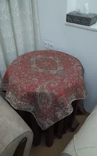 میز خاطره پایه فلزی