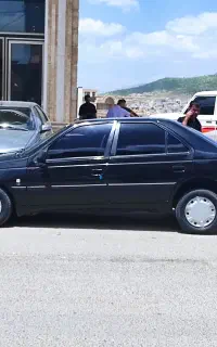 پژو مدل 83مشکی تمیز
