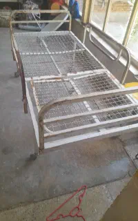 تخت مخصوص بیمار