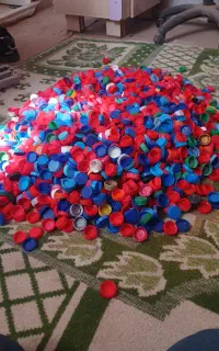 سر بطری نوشابه و اب معدنی وغیره
