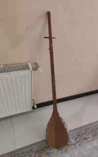 یک عدد سه تار کار دست
