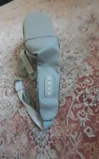 ماساژور گردن و شانه