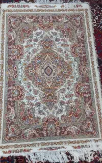 فرش دستبافت خطیبی ۴۰رج