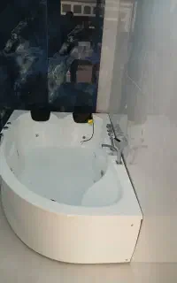وان جکوزی مدل یک گوشه خم