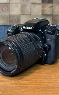Nikon D7500 به همراه لنز 18-140mm VR