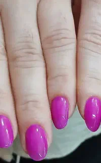 ترمیم وکاشت  ناخن