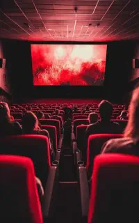 پخش فیلم،سریال خارجی، انیمیشن و در سینما