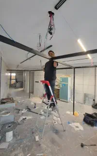 برقکاری، خرده کاری، نصب لاین نوری  رفع خرابی تلفن
