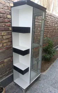 بوفه ایستاده