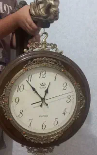 ساعت دیواری