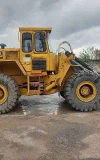 لودر ولوو ال ۱۲۰