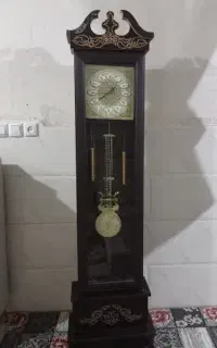 ساعت ایستاده شیک و نو
