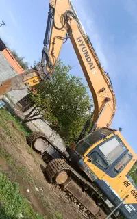 اجاره دو دستگاه بیل مکانیکی