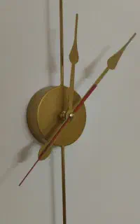 ساعت دیواری