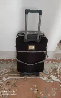 چمدان سایز متوسط