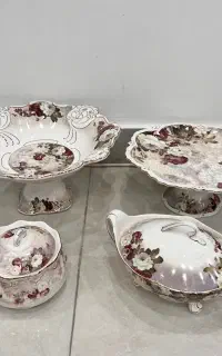 ظروف پذیرایی شیک و کلاسیک،کاملا سالم
