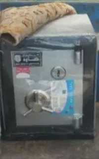 یک عدد گاوصندوق نسوز نو فروشی