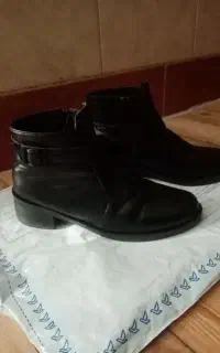 کفش نیم بوت