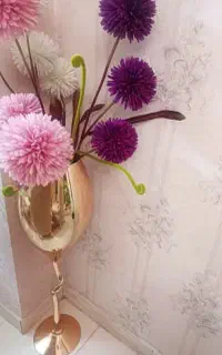 گل و گلدان
