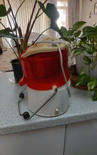 آبمیوه گیری کلمنی