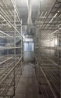 قفسه فلزی