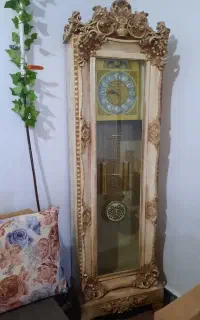 ساعت ایستاده