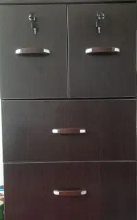 دراور ۴کشو