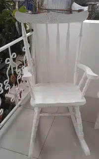 صندلی راک سفید