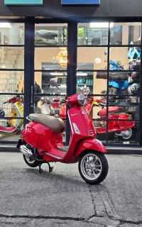 وسپا پریماورا قرمز