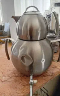 ۲عدد کتری و قوری مارک دالتون