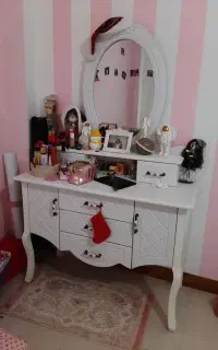 میز آرایش دخترانه مدل رادین