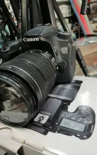دوربین عکاسی کانن EOS 70 D همراه با لنز 18 135