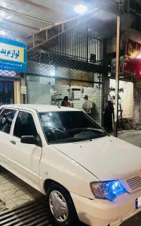 پراید ۱۱۱ بی رنگ