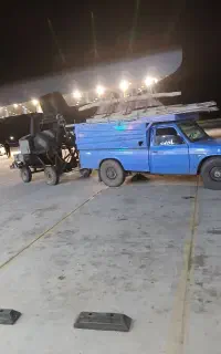 بتن ریزی با دستگاه خلاطه مجهزب بالابر.با اکیپ کامل