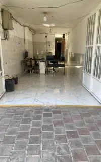 مغازه با انبار بزرگ در مرکز شهر