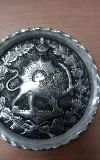 دیوار کوب مسی کنگره دار چکشی قلمزنی
