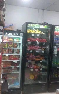 استخدام فروشنده خانم خوش برخورد و منظم