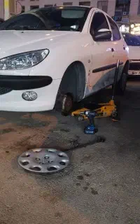 امداد خودرو مکانیک سیار پنچر گیری سیار امداد باطری